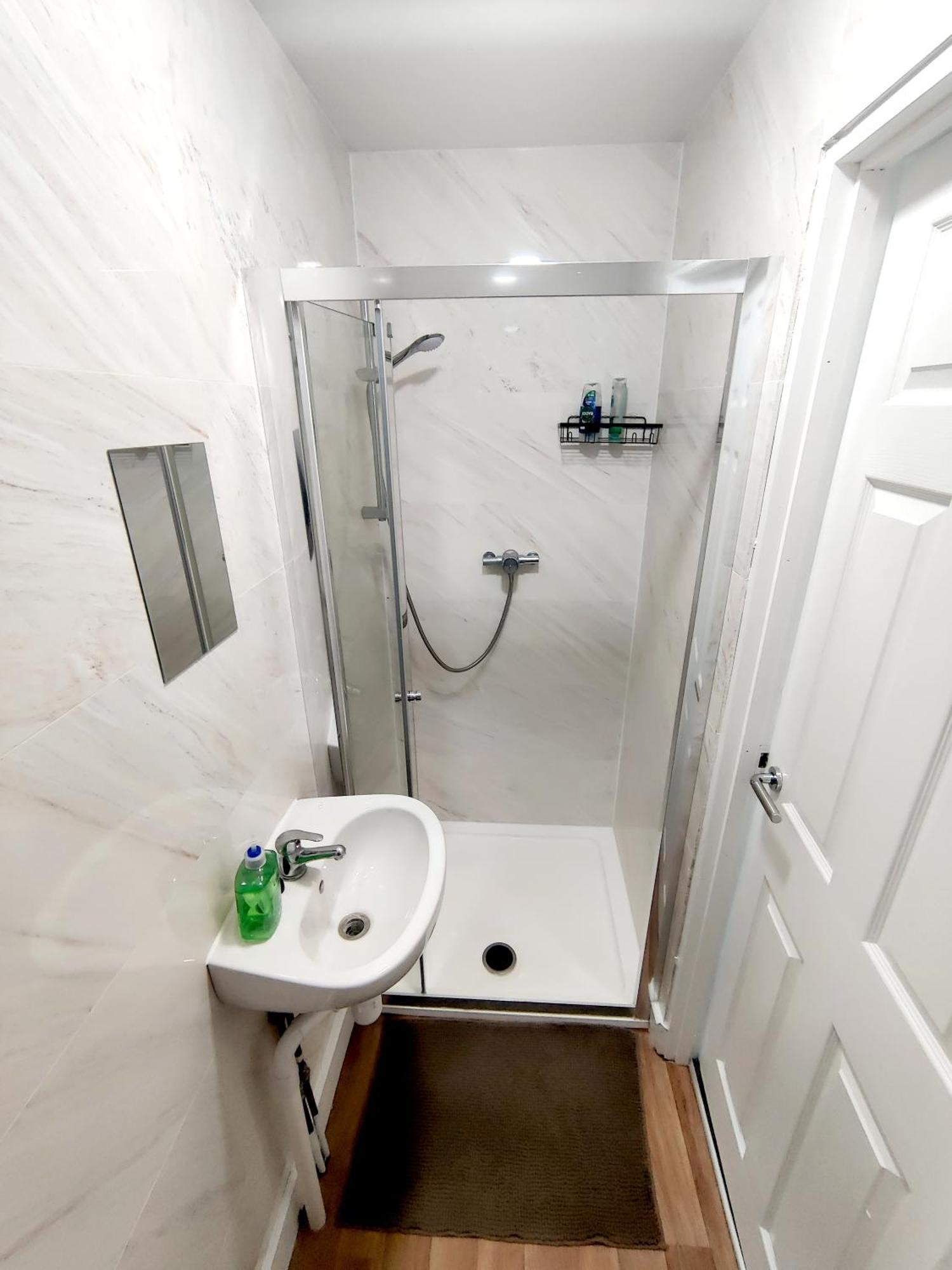 House Share With Few Ensuite Rooms Near Southmead Bristol Exterior photo
